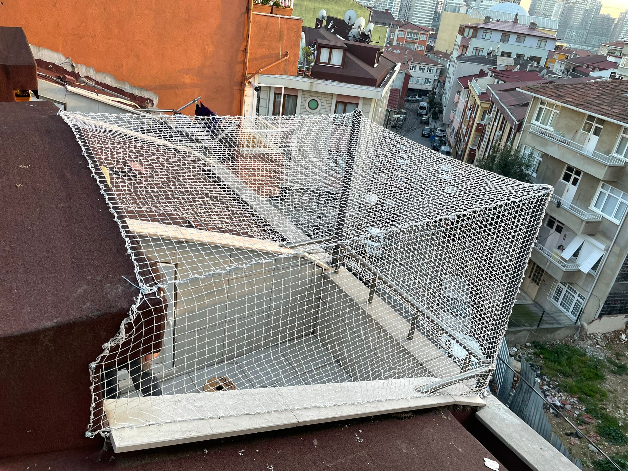 ÇOCUK FİLESİ 5 X 5 CM GÖZ ARALIĞINDA 4 MM İP KALINLIĞI